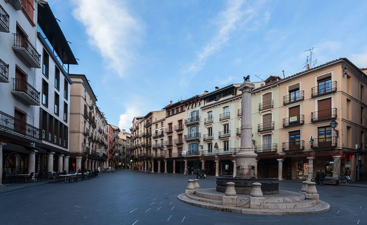 Plaza del Torico