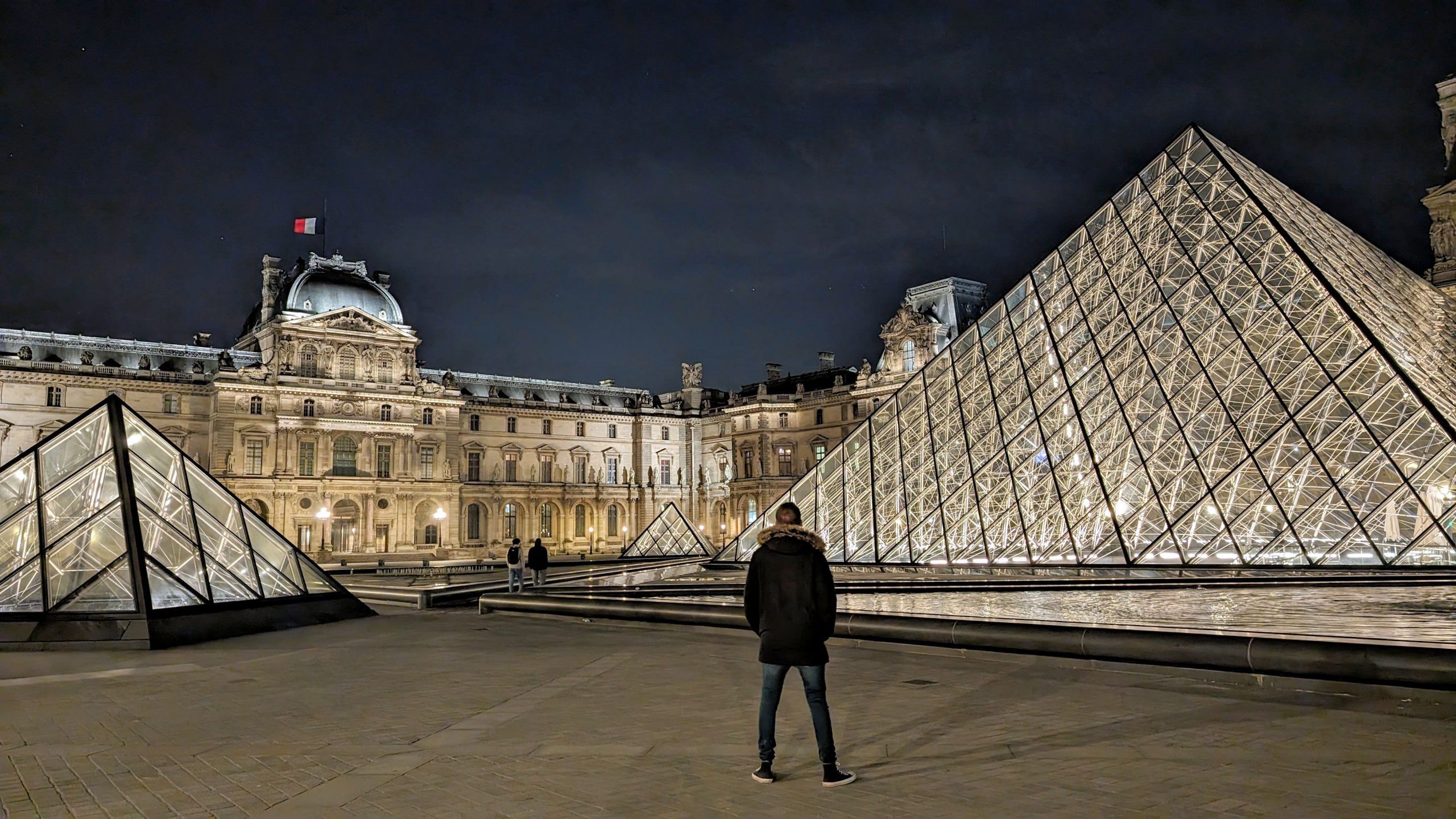 mejor zona para alojarse en paris en el distrito 1 centro