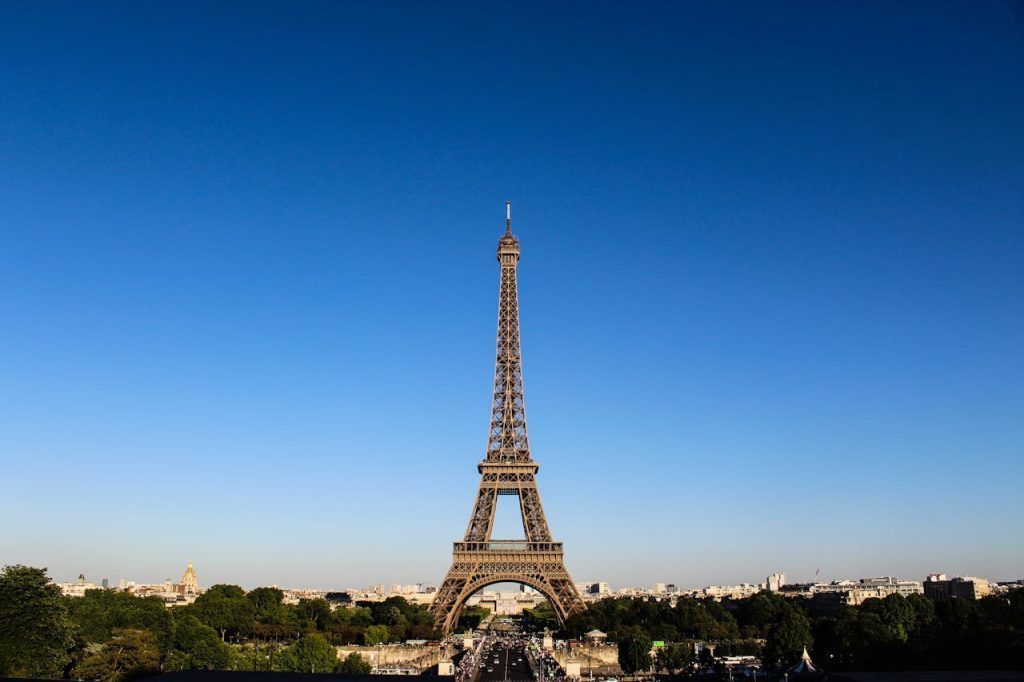 mejores hoteles cerca de la torre eiffel