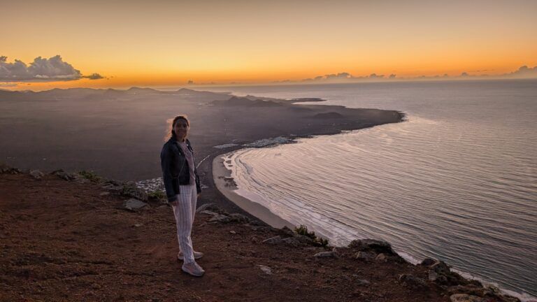 Atardecer en el Mirador del Risco de Famara
