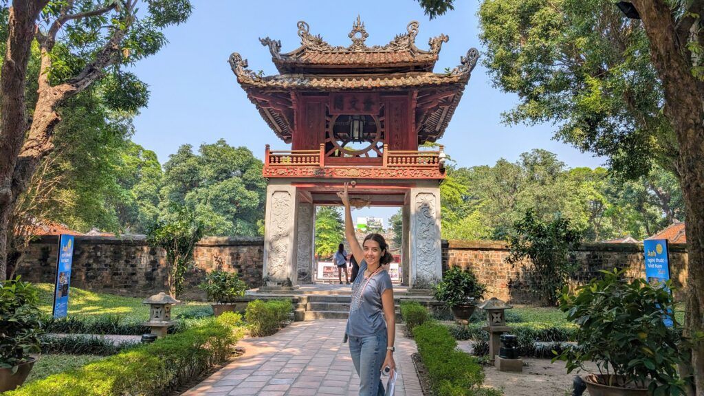 templo de la literatura de hanoi