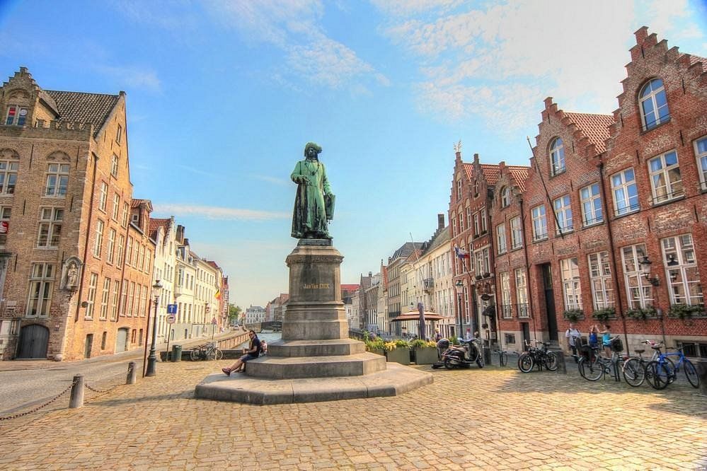 Plaza de Jan Van Eyck